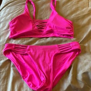 TiniBikini🌞🌴🌴